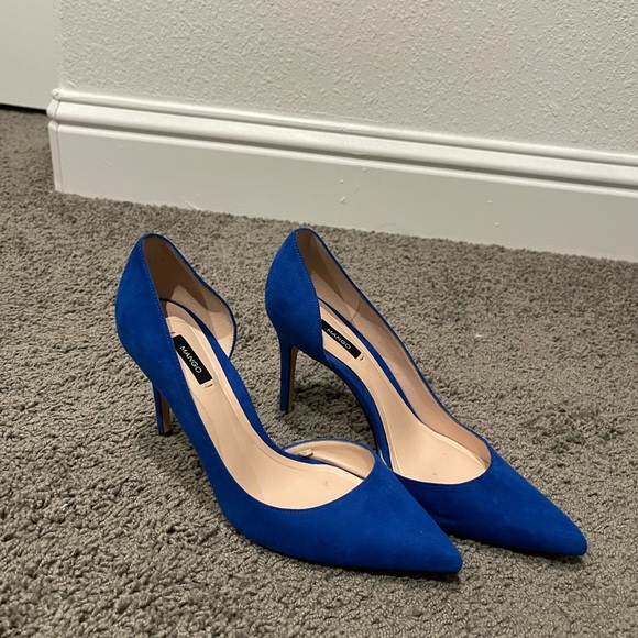 Woman’s shoes - Picture 1 of 3